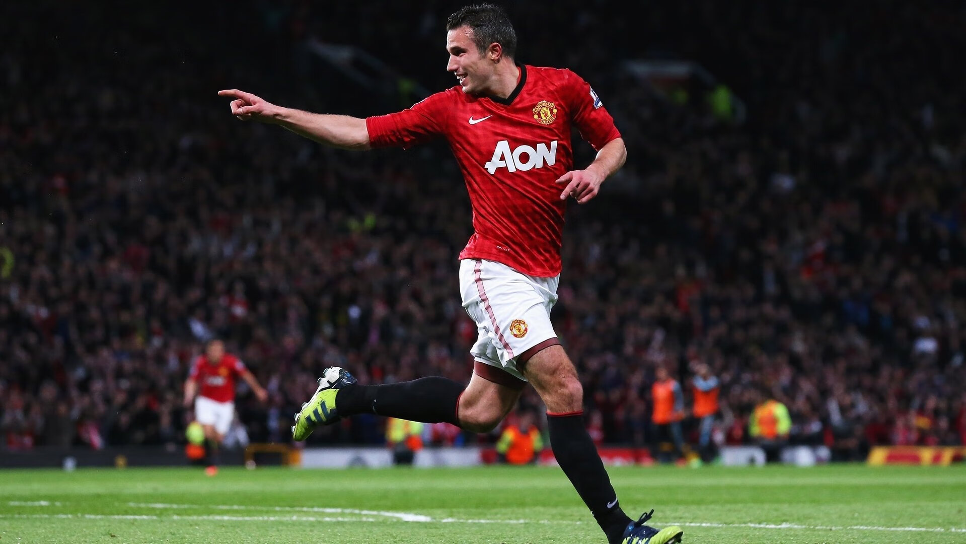 “高新区全民健身馆壁球：这场比赛，分秒必争，胜者全凭瞬间反应”